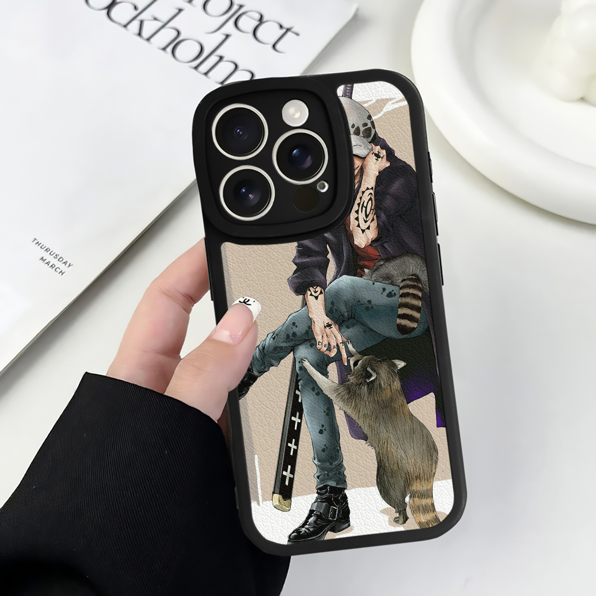 （画像用） ワンピース ONE PIECE 【iPhone 16シリーズ対応】シリコンスマホケース（レザー調） 材質：シリコン